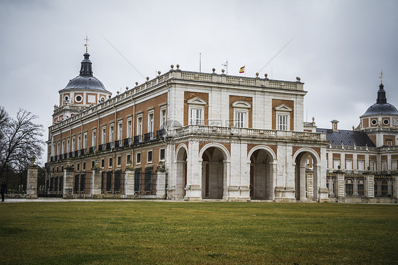 公园 西班牙马德里阿兰朱兹王宫图片