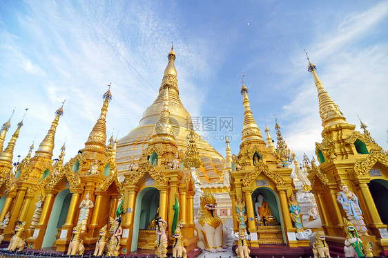 缅甸仰光的Shwedagon塔寺图片
