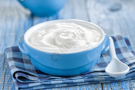 酸酸奶油生物食物奶制品产品勺子乡村乳制品酸奶鞭打盘子图片
