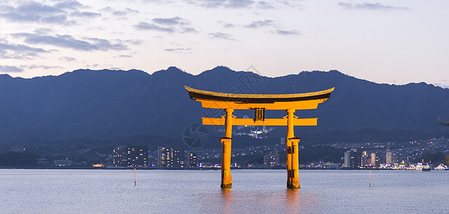 日本广岛宫岛有名的日本水岛神社海洋宗教神道旅行遗产旅游地标寺庙历史性世界图片