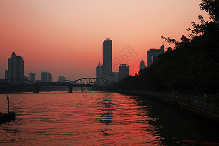 珍珠河上日落 广州夏夜海浪地标建筑师城市巡航运动天际流动场景市中心图片