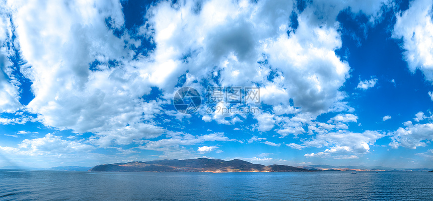 湖假期水平天空全景地形生态场景反射城市蓝色图片