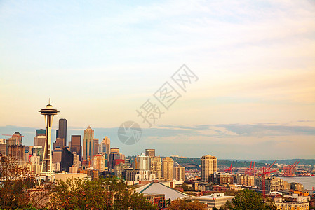 西雅图市下城 从凯里公园看到的建筑学城市大都会旅行建筑物旅游地标沿岸天际图片