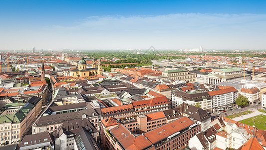 德国建筑慕尼黑全美建筑天空地标灰色城市旅游绿色设施薄雾旅行背景