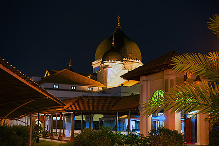 夜间Keling清真寺图片