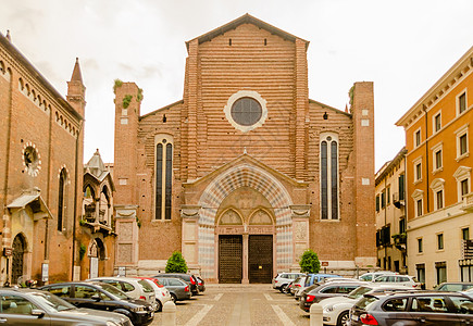 意大利维罗纳圣阿纳斯塔西亚教堂图片