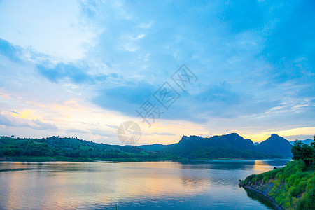 自然景观地球森林日落花园场地绿色黄色晴天墙纸叶子图片