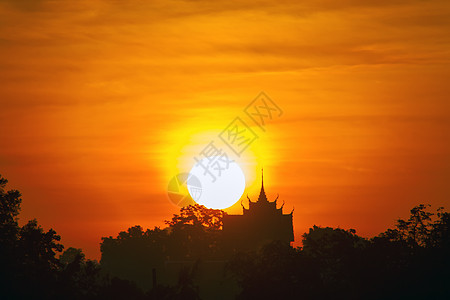 坦普尔和日落背景图片