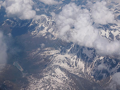 阿尔卑斯山云高山白色鸟瞰图航班旅行场景天线运输飞行山脉图片