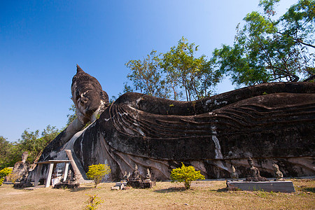 老挝万象的佛祖公园 著名的旅游地标信仰远景沉思寺庙艺术纪念碑纪念馆色狼雕塑旅行者图片