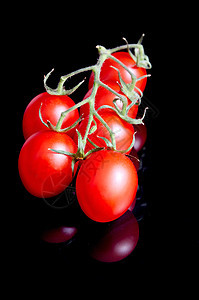 黑色的番茄农业叶子红色沙拉食物绿色植物营养蔬菜西红柿图片