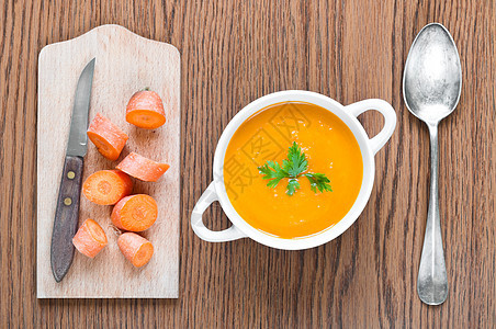 胡萝卜汤香菜美食橙子用餐盘子餐具奶油烹饪营养桌子图片