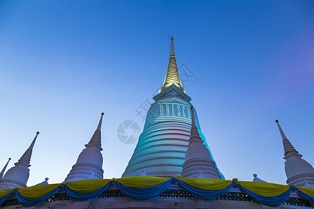 寺庙 泰国曼谷地标宗教旅行城市天空建筑学天际佛塔旅游蓝色图片