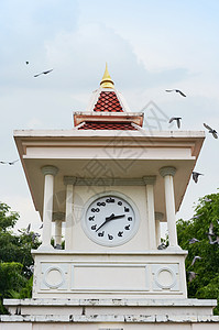 泰国普吉时钟塔建筑学数字摩天大楼字母泰文建筑兴趣时间尖塔天空图片