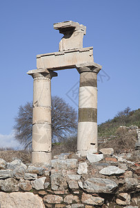 土耳其古希腊城镇埃菲苏斯文化火鸡建筑学文明柱子阳光地标大理石建筑物考古学图片