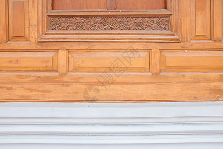 旧棕色雕木木墙图片