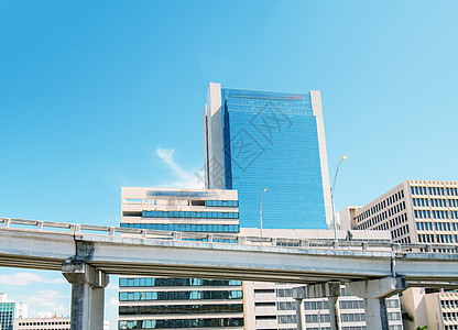 迈阿密天际线 在美丽的一天建筑全景城市办公室地标建筑学景观都市摩天大楼市中心图片
