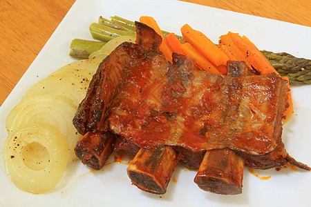 牛肉卷工匠萝卜沙拉肉汁餐厅肋骨美食平板肉类蔬菜图片