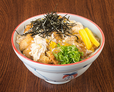 日食 炒鸡米饭 背景介绍盘子大豆食物午餐油炸沙拉棕色美食猪肉白色图片