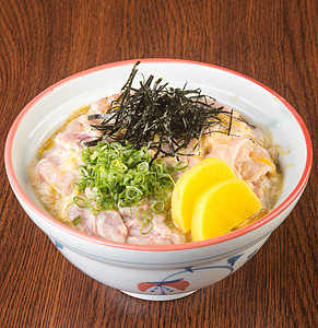 日食 炒鸡米饭 背景介绍大豆猪肉午餐沙拉棕色食物油炸美食盘子白色图片