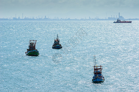 渔船海船天空环境风景危险钓鱼气氛水平金子海浪云景图片