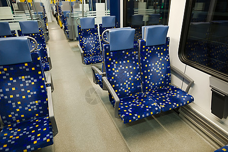内部列车铁路白色椅子后勤通勤者窗户运输乘客旅行车辆高清图片