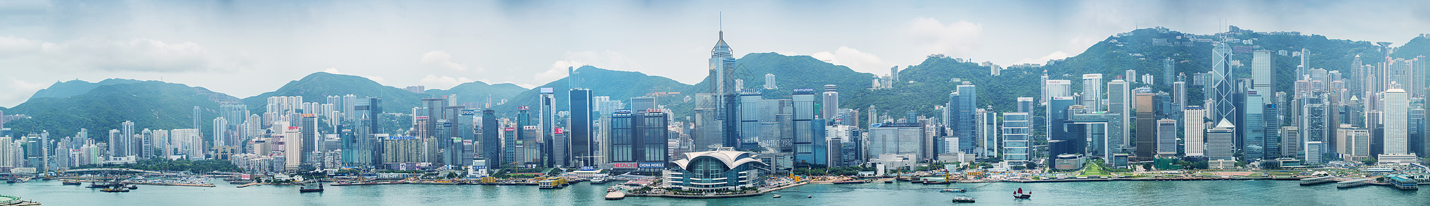 香港2014年5月12日 震撼香港一全景金融中心办公室地标景观港口商业市中心摩天大楼天空图片