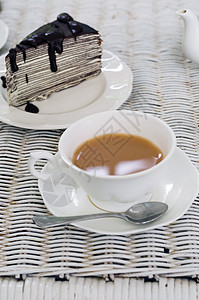 一杯茶加巧克力胡萝卜蛋糕图片