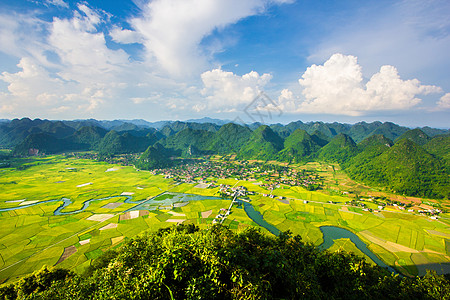 越南Bac Son山谷的稻田农业曲线溪流爬坡高原房子环境场地收成旅行图片