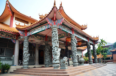 马来西亚关阳寺 马来西亚游客宗教崇拜佛教徒吸引力旅行寺庙旅游月球文化背景图片