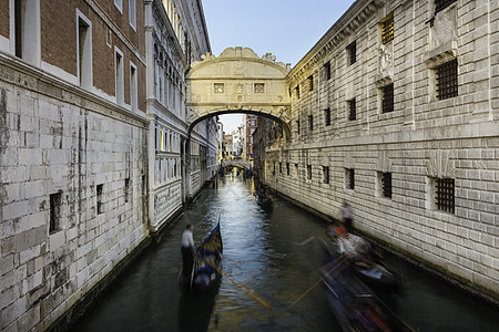 意大利威尼斯的叹息桥历史性旅行运输吸引力缆车水道城市纪念碑石头船夫图片