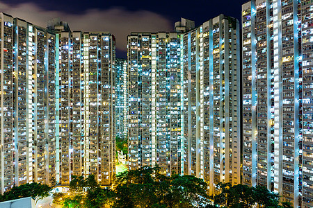 香港晚上的紧凑生活图片