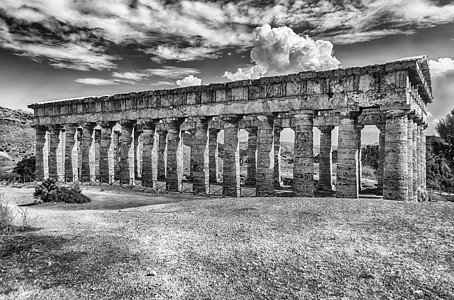 希腊塞盖斯塔寺庙柱子废墟纪念碑古董历史性建筑地标旅游建筑学旅行图片