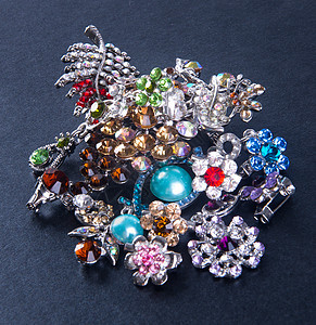 珠宝首饰 背景的首饰水晶手镯钻石财富收藏珍珠戒指配饰金子女性图片