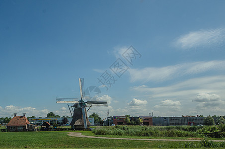荷兰风速车背景图片