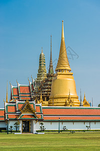 泰国曼谷玉佛寺庭院大皇宫旅行风景宗教名胜地标尖塔寺庙背景图片