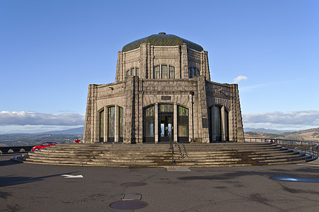 俄勒冈北部的Vista House地标结构入口建筑学风景历史停车场监控旅行胜地摄像头图片