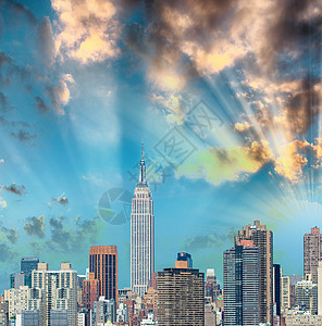曼哈顿市中心天际 纽约州纽约市夏季办公室建筑城市商业旅行建筑物帝国花园风景市中心图片