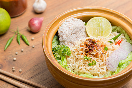 面条味道香料盘子小吃杯子晚餐营养午餐美食蔬菜图片