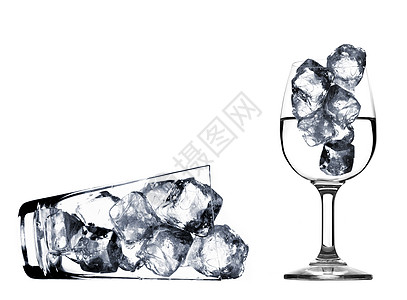 用冰块装在玻璃中的淡水杯子立方体不倒翁生活食物蓝色矿物苏打福利飞溅图片