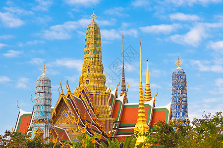 Wathra Kaew寺庙 泰国曼谷宝塔旅游天空雕像宗教艺术金子游客文化旅行图片