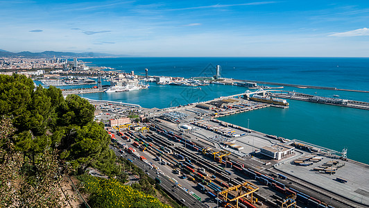 巴塞罗那港港口结构地平线旅游道路商业天空出口筒仓天际图片