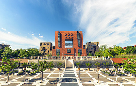 意大利米兰比科卡大学地标大厅纪念碑庭院天空图书馆纪念馆学校游客正方形图片