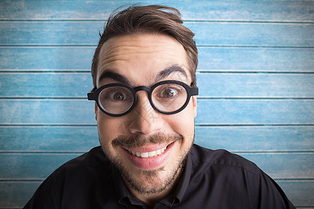 一个带着眼镜笑着的商务人士肖像综合图象黑色微笑套装蓝色绘图男性职业男人数字计算机图片