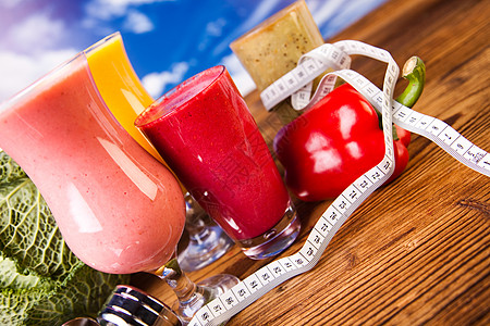 里奇：上半场我们的失误太多，下半场有所改善并展现了实力