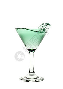 绿色液体在马提尼玻璃杯中喷洒白色茶点静物悬浮玻璃磨砂冻结酒精重力工作室图片