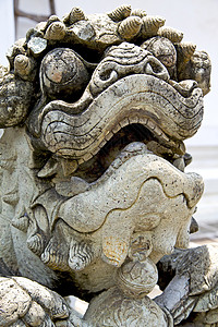 在神庙的妖魔 战神之王宫殿中的武士怪兽图片
