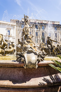 锡拉丘兹的戴安娜喷泉雕塑动物神话大理石喷出女神雕像文化古董建筑学图片