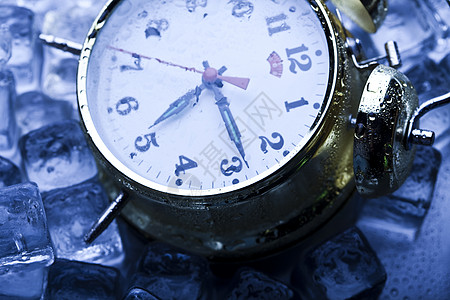 闹钟 新鲜潮湿主题滴答戒指冷冻小时计时员冰箱立方体冰块手表水晶图片