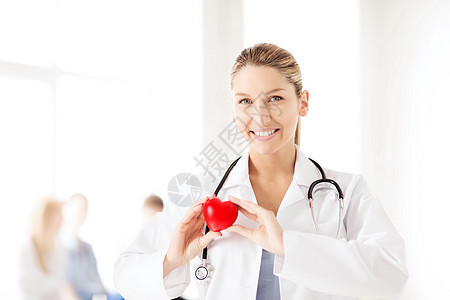 具有心脏的女医生脉冲援助诊断女士攻击有氧运动护理人员心脏病学生活家庭图片